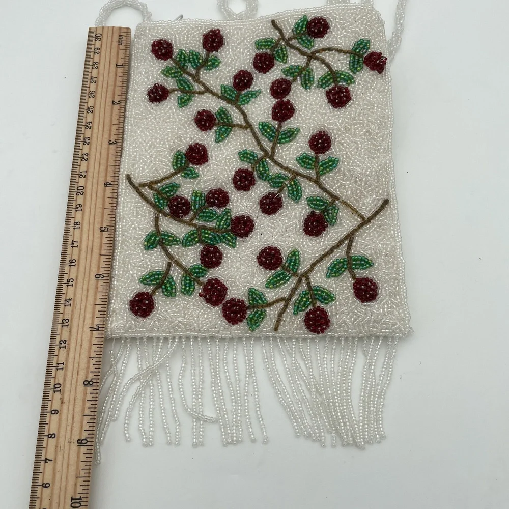 Vintage white flower rose berry beaded crossbody‎ shoulder purse ornate blossom